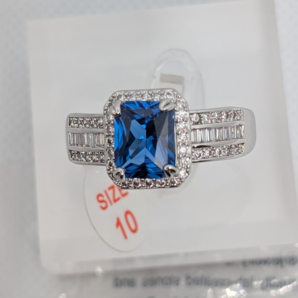 November 2023 Birthday Ring - It's Destiny - RBP6689 - Bomb Party